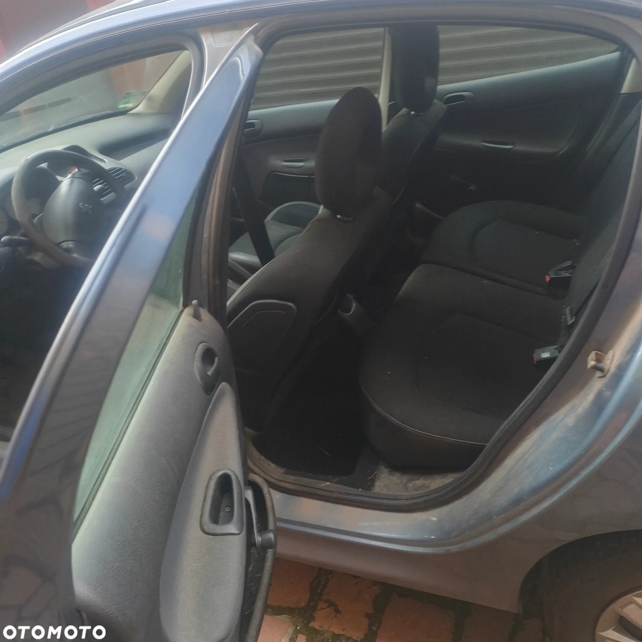 Peugeot 206 - 10