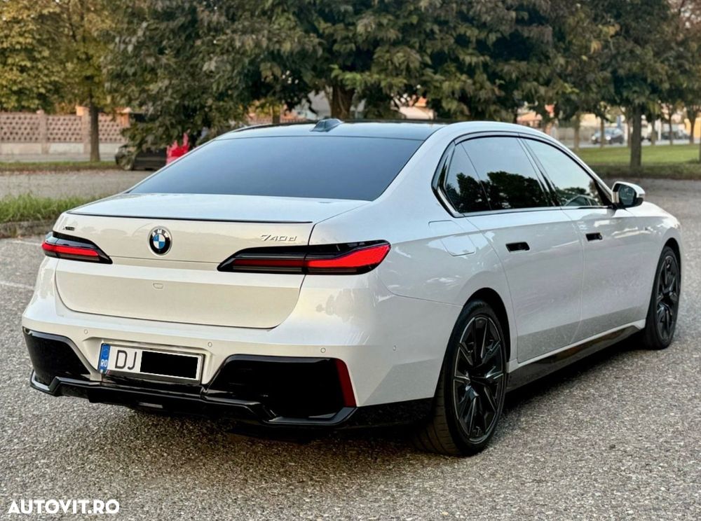 BMW Seria 7 740d xDrive MHEV - 4