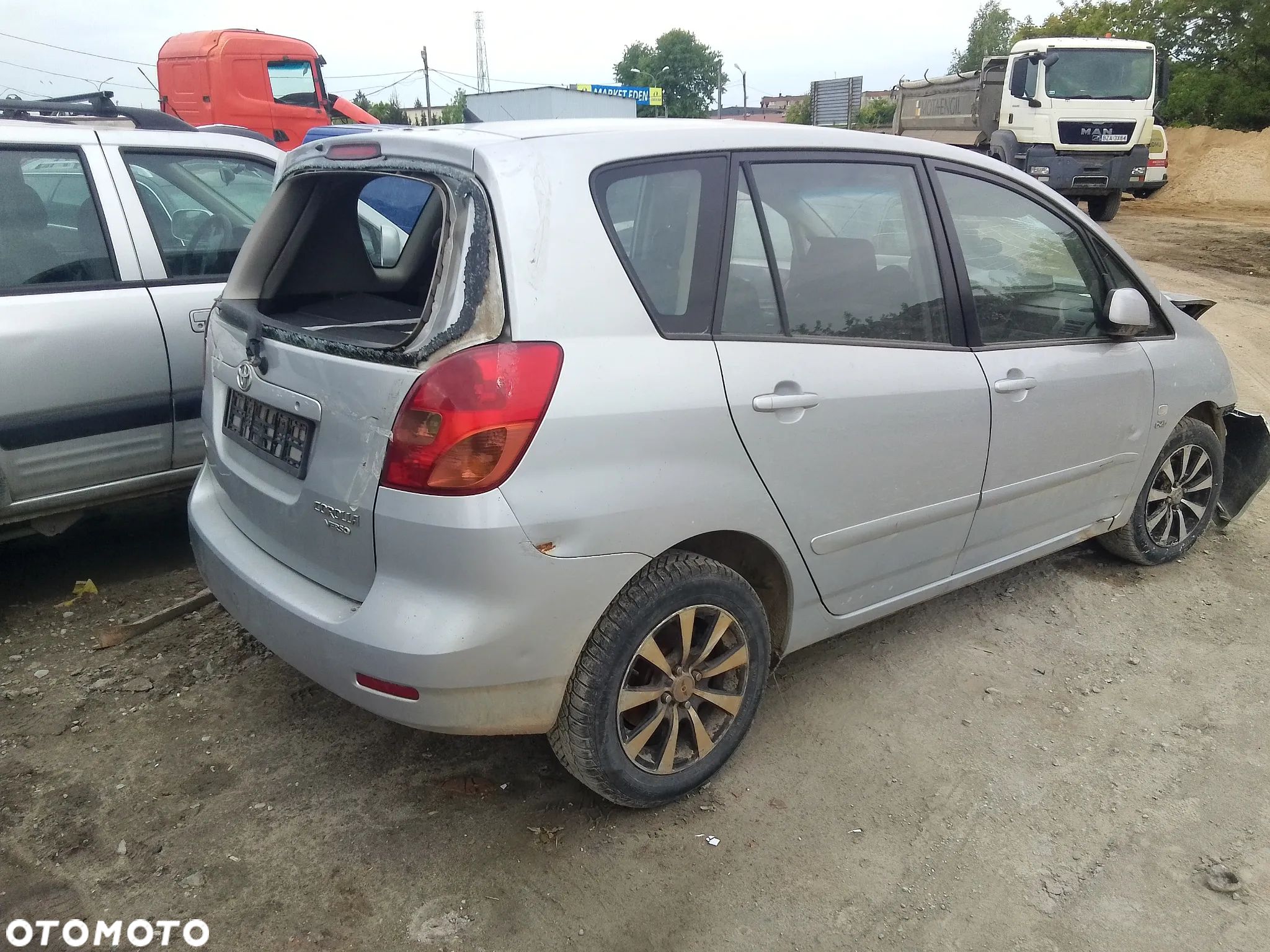 TOYOTA COROLLA VERSO 2.0 D4D 90KM 2004R - CZĘŚCI !!! - 1