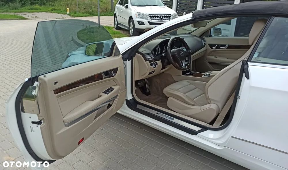 Mercedes-Benz Klasa E 350 Cabrio 7G-TRONIC - 9