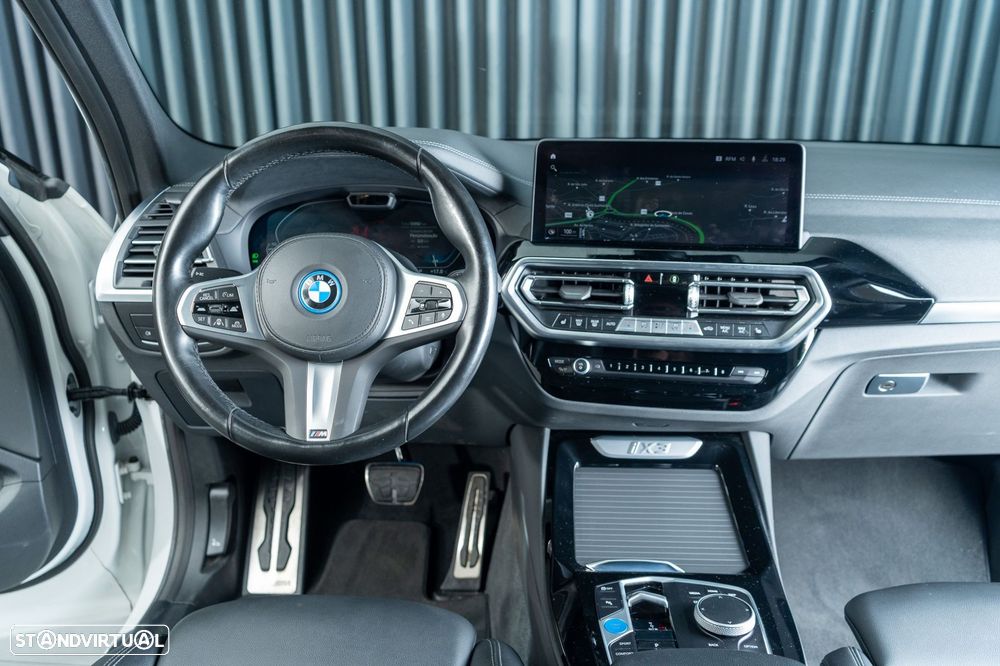 BMW iX3 M Sport Inspiring - 14