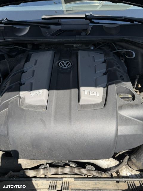 Volkswagen Touareg 3.0 V6 TDI BMT - 15