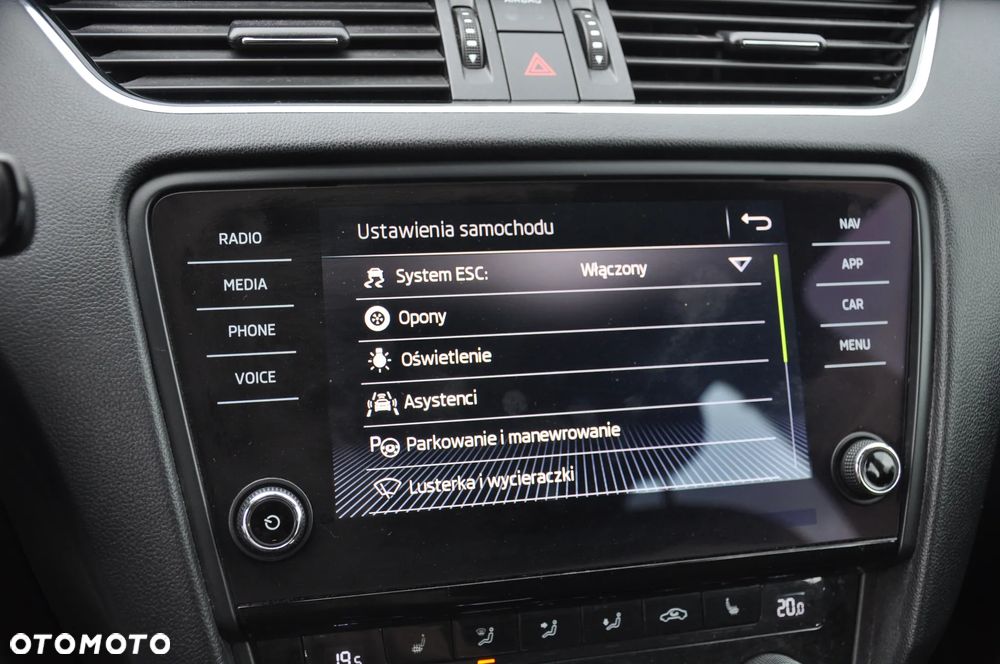 Skoda Octavia 2.0 TDI Edition DSG - 36