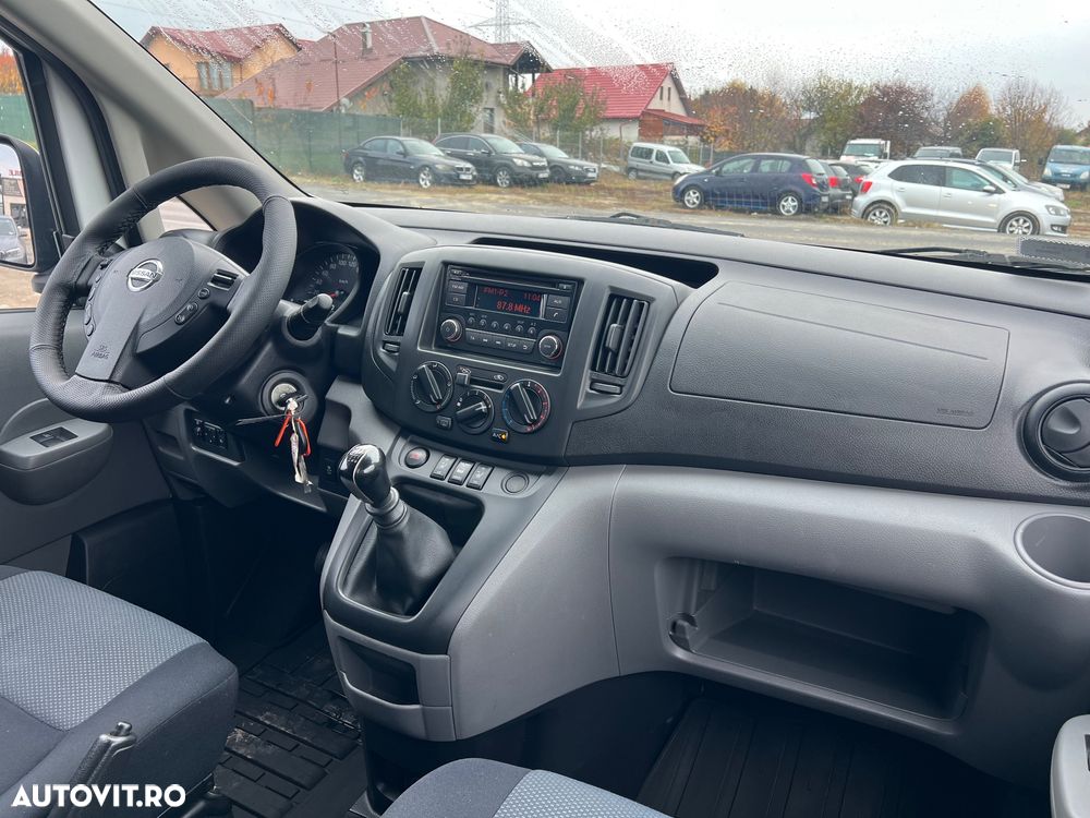 Nissan NV200 - 4