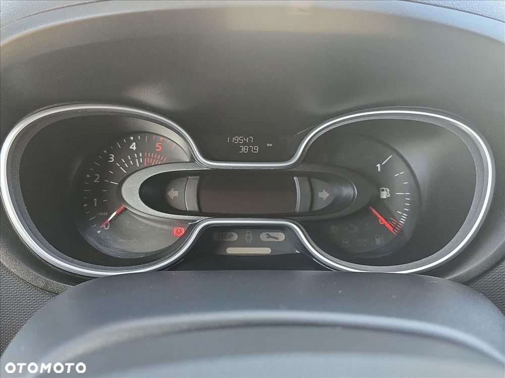Renault Trafic - 13