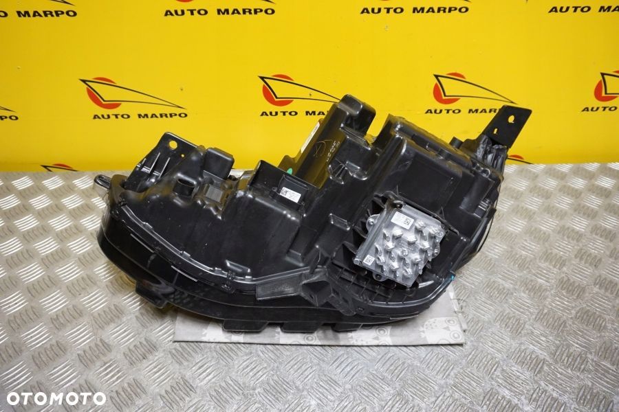 FORD EDGE 2019- REFLEKTOR LAMPA MID LED PRAWA USA - 7