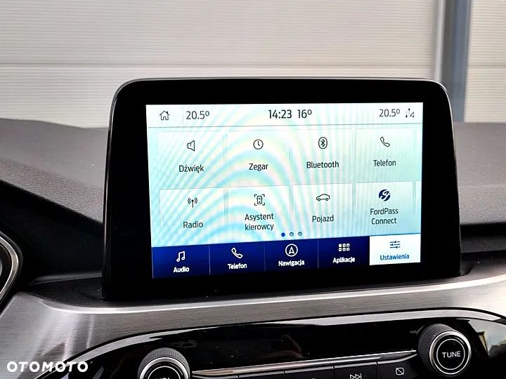 Ford Kuga 1.5 EcoBoost FWD Titanium X - 35
