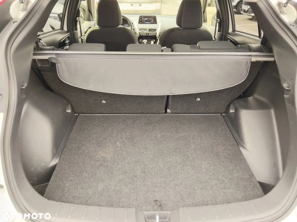 Mitsubishi Eclipse Cross 1.5 T Intense - 23