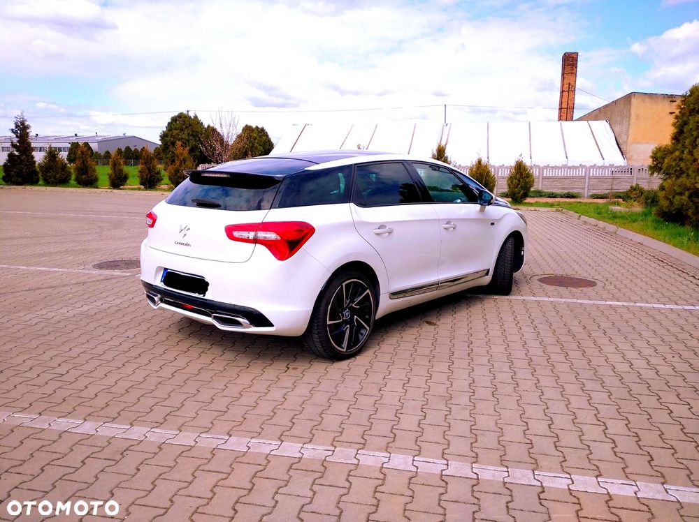 Citroën DS5 2.0 HDi Hybrid4 SoChic MCP - 11