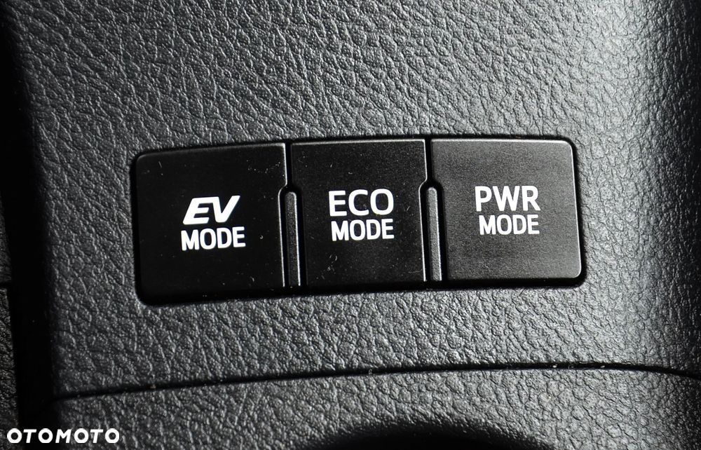Toyota Auris Hybrid 135 Prestige - 24