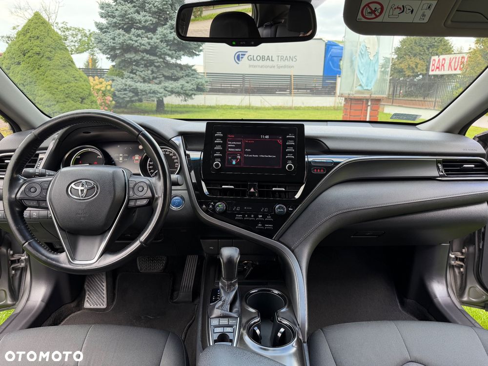 Toyota Camry - 12