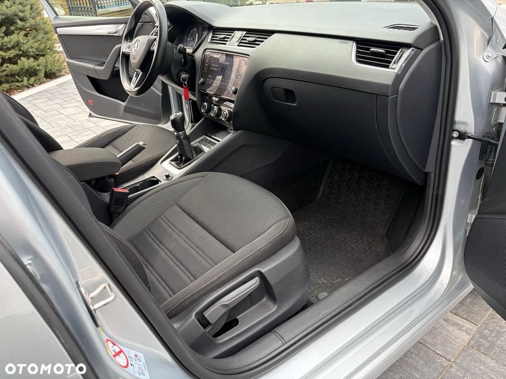Skoda Octavia 2.0 TDI SCR Style - 25