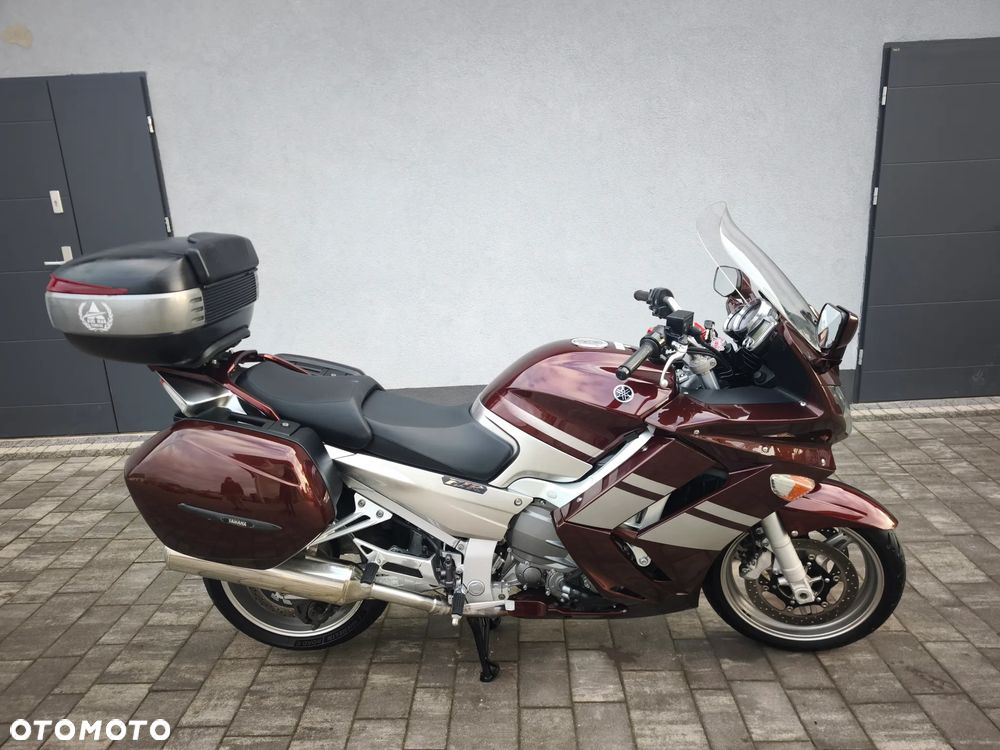 Yamaha FJR - 1