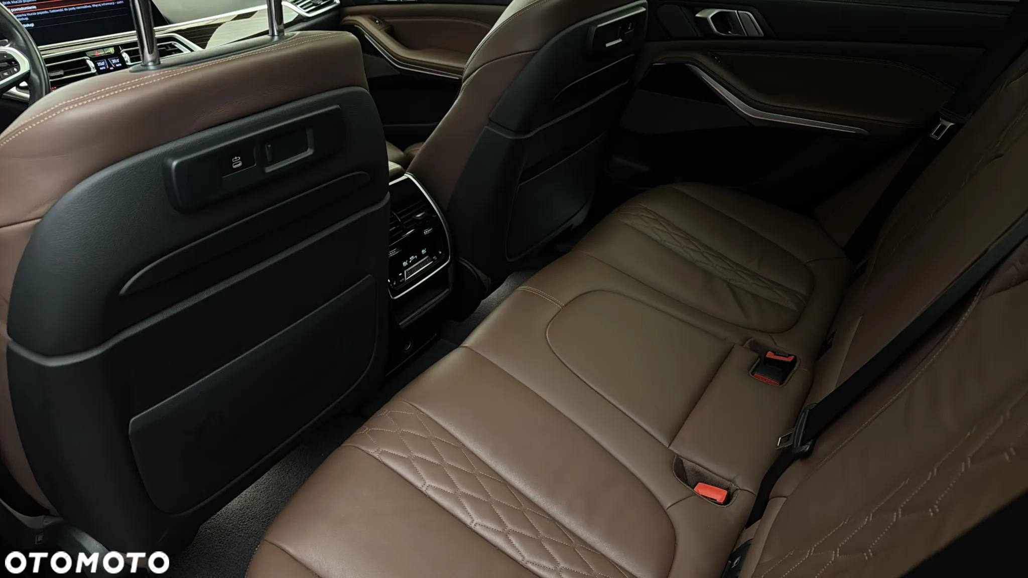 BMW X5 M M50d - 14
