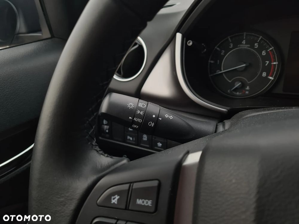 Suzuki Vitara 1.4 Boosterjet mHEV Premium Plus 2WD - 11