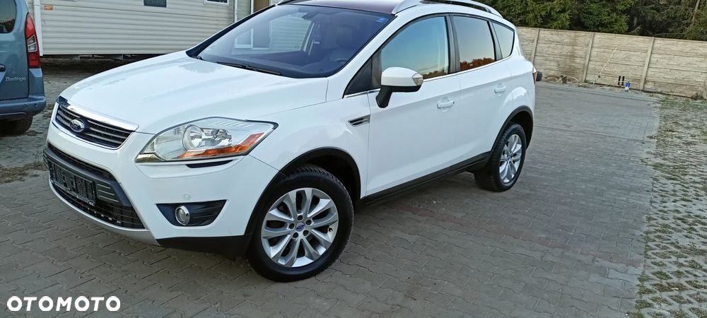 Ford Kuga 2.0 TDCi 2x4 Titanium - 26