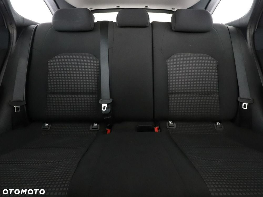 Kia Ceed 1.4 T-GDI M - 19