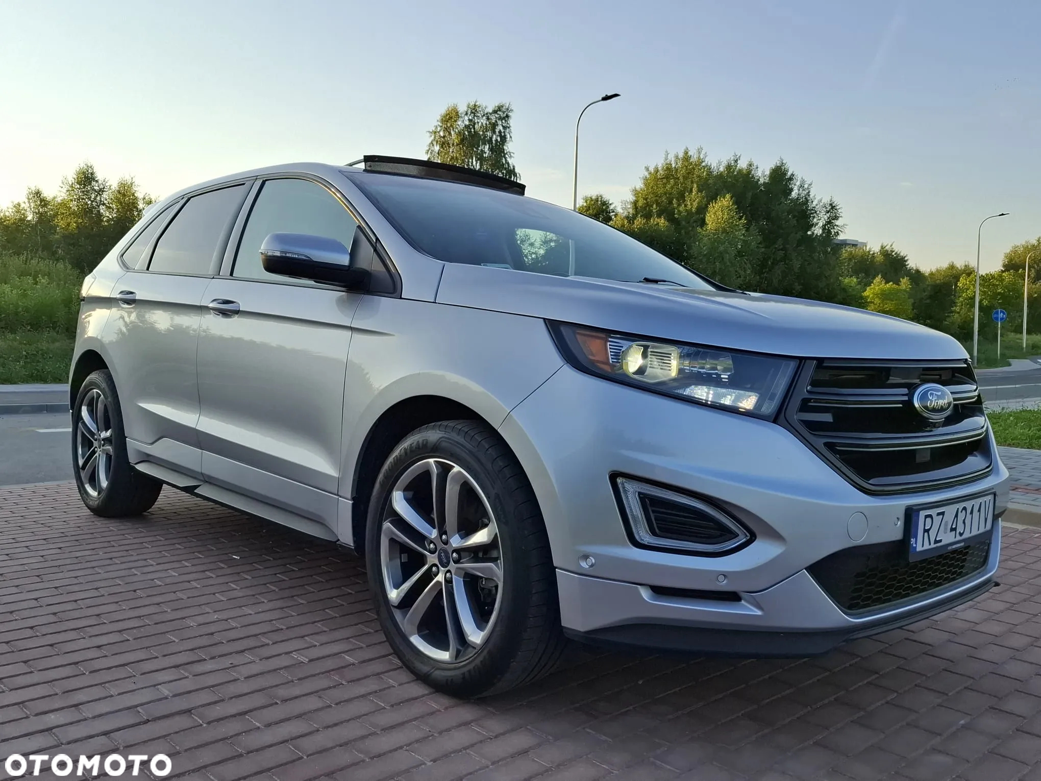 Ford Edge - 4