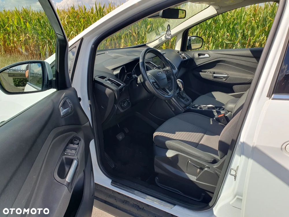 Ford Grand C-MAX - 9