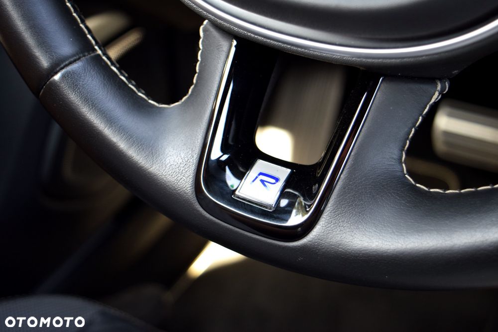 Volvo S60 T8 Recharge AWD Geartronic RDesign - 19