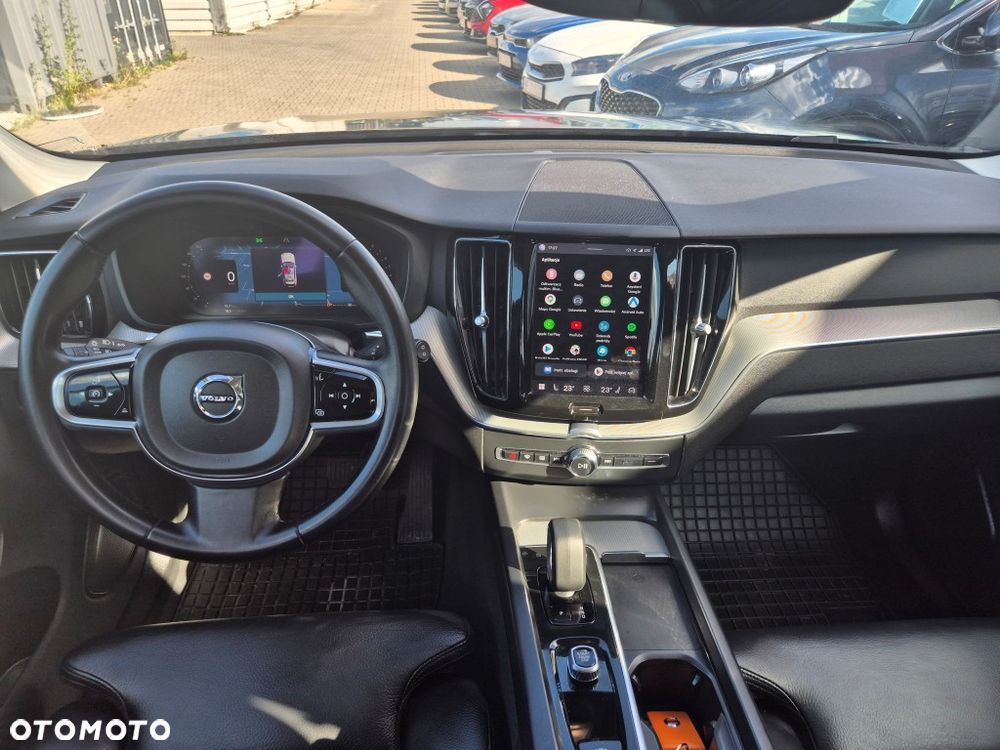 Volvo XC 60 B4 B Plus Bright - 35