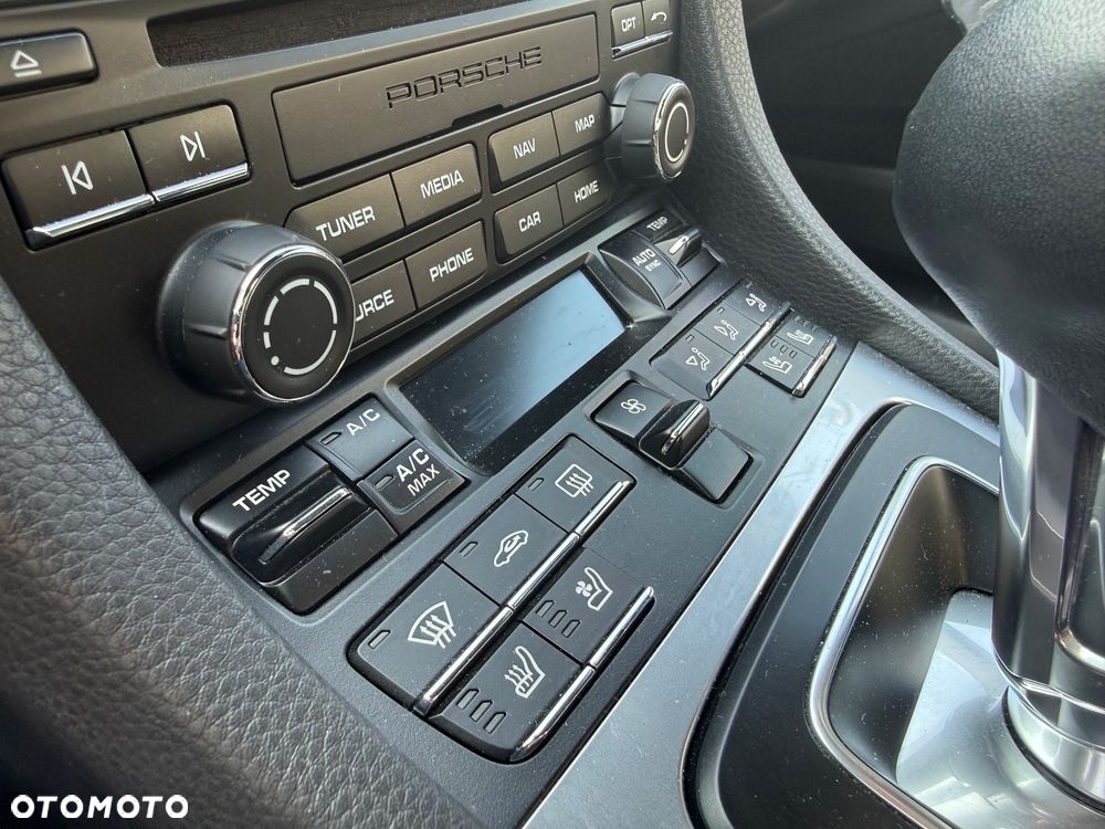 Porsche 718 Cayman GPF PDK - 10