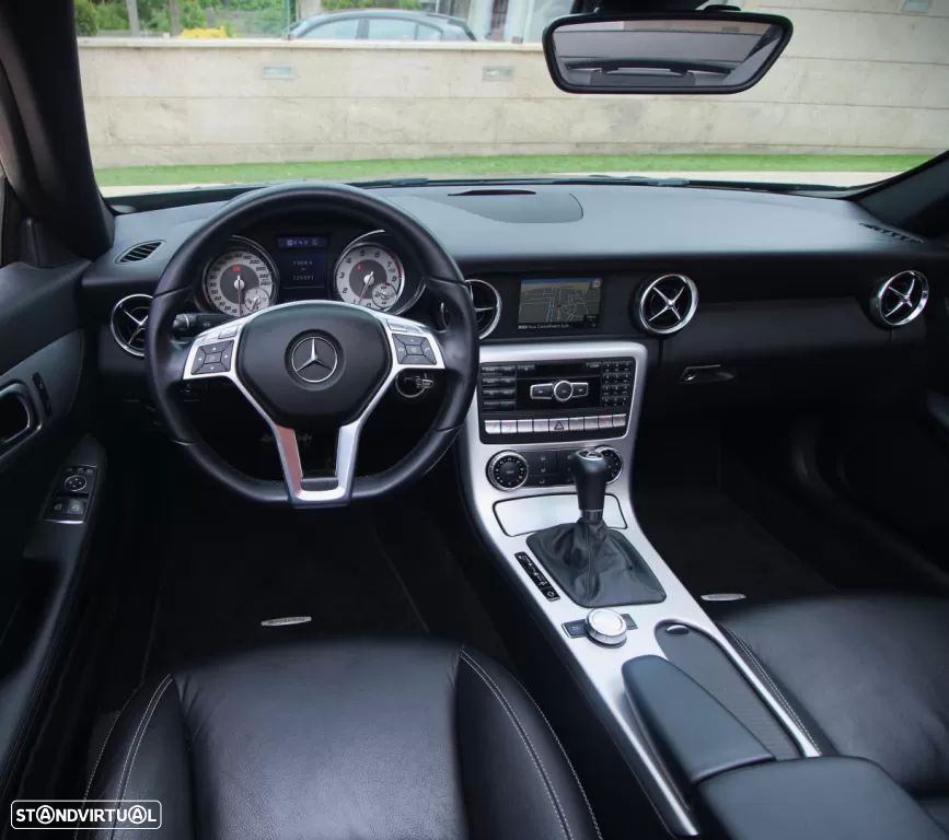 Mercedes-Benz SLK 200 - 35