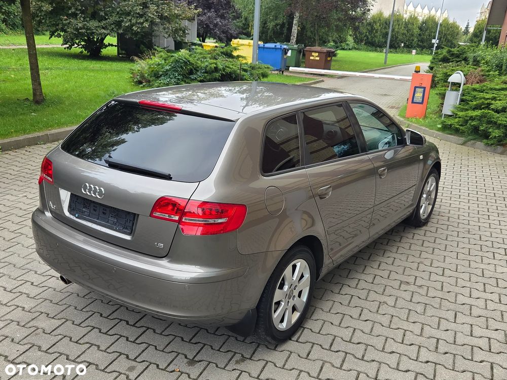 Audi A3 Sportback 1.6 Ambiente - 20