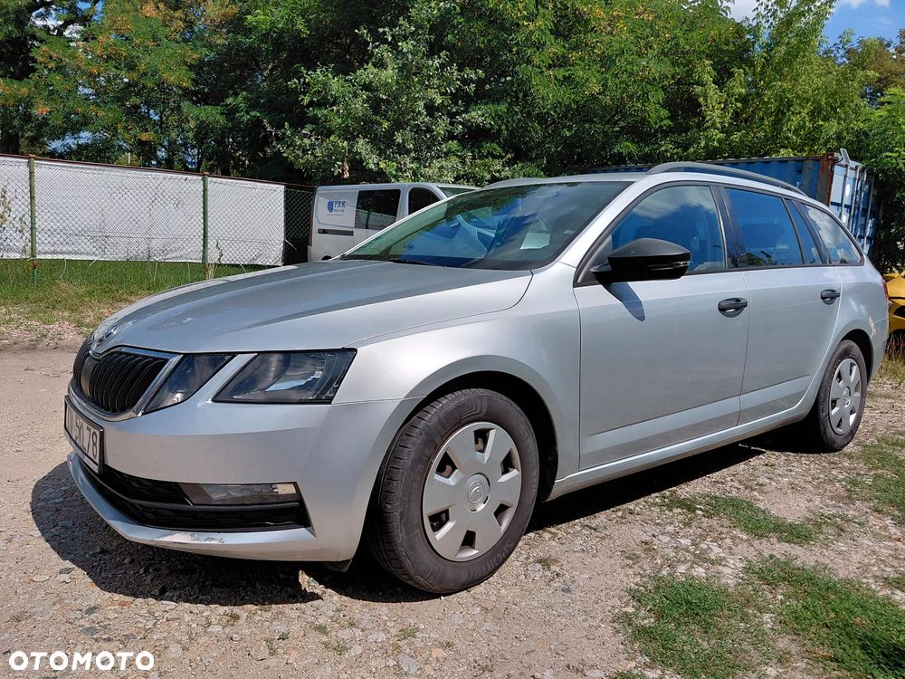 Skoda Octavia 1.6 TDI Ambition - 12