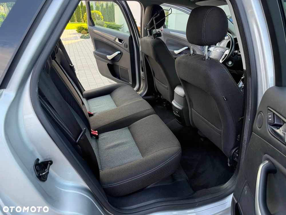 Ford Mondeo Turnier 1.6 TDCi Business Edition - 14