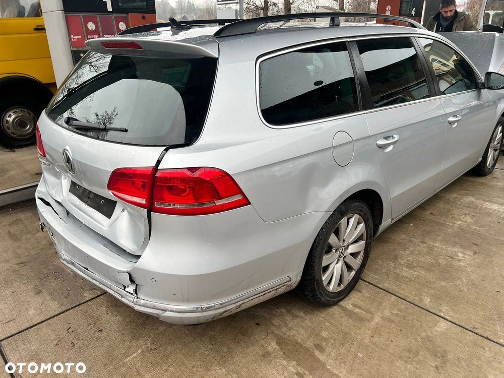 Volkswagen Passat Variant - 4