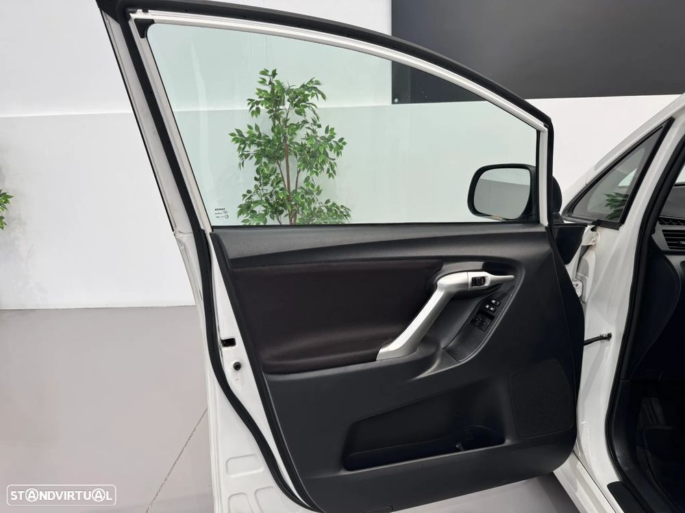 Toyota Verso 2.0 D-4D Executive - 14