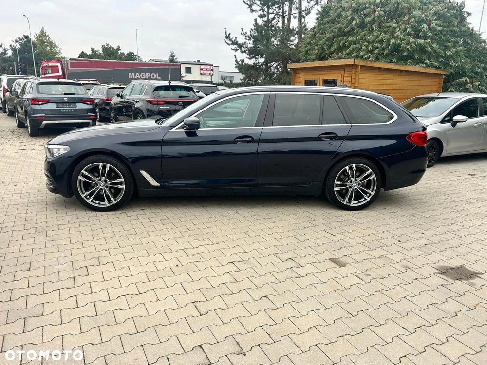 BMW Seria 5 520d - 14