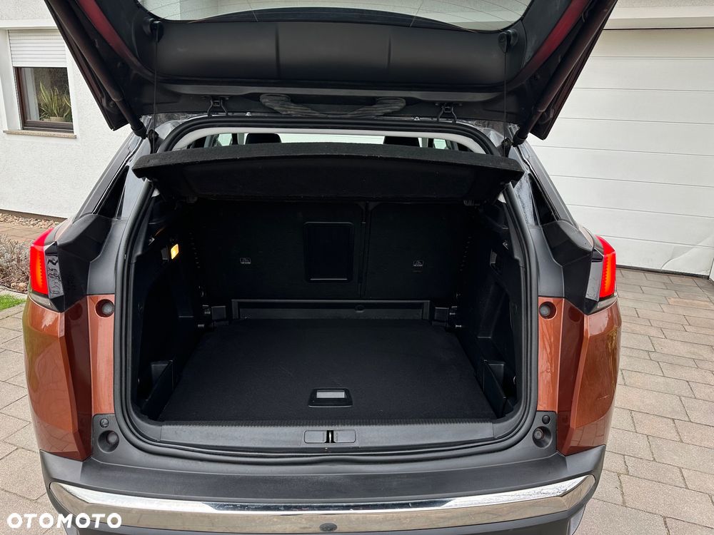 Peugeot 3008 1.5 BlueHDi Allure Pack S&S EAT8 - 37