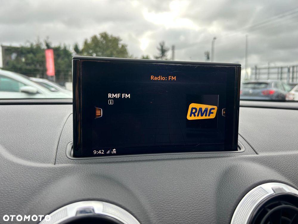 Audi A3 Cabrio 2.0 TDI sport - 28