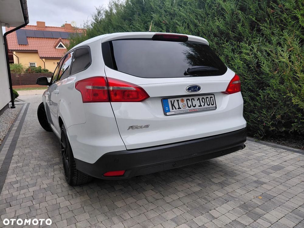 Ford Focus 2015 photo 3