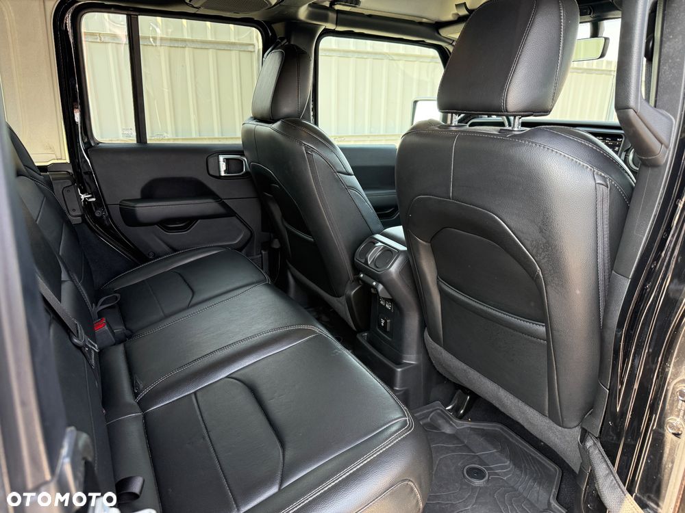 Jeep Wrangler Unlimited 2.0 Turbo PHEV 4xe Sahara - 10
