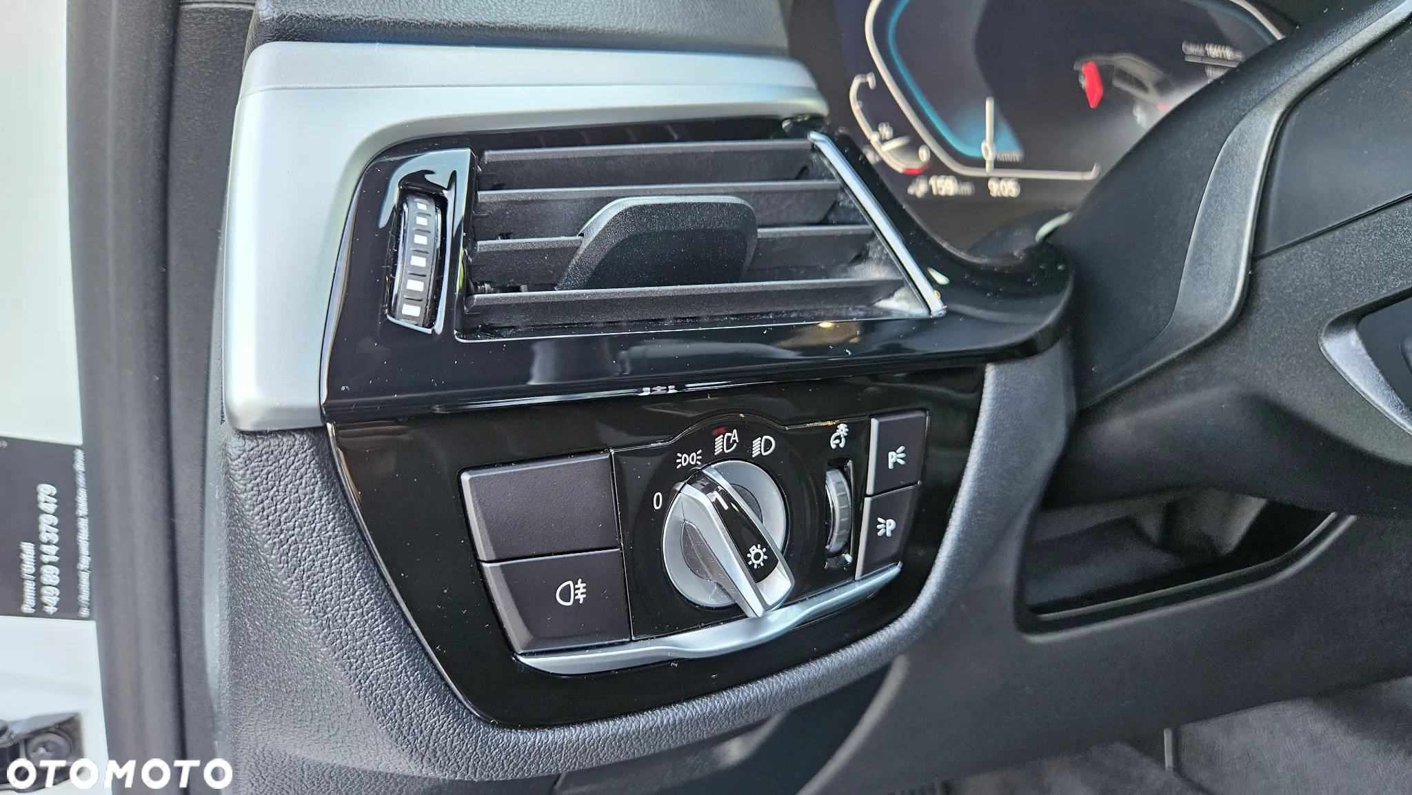 BMW Seria 5 520e - 26