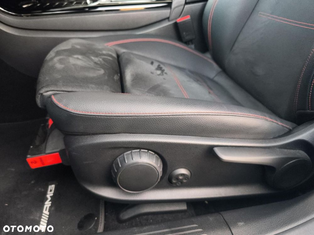 Mercedes-Benz CLA - 13