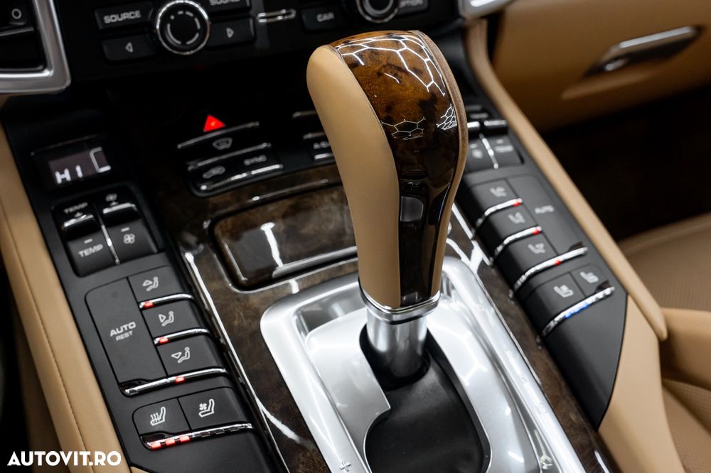 Porsche Cayenne S Tiptronic S - 35