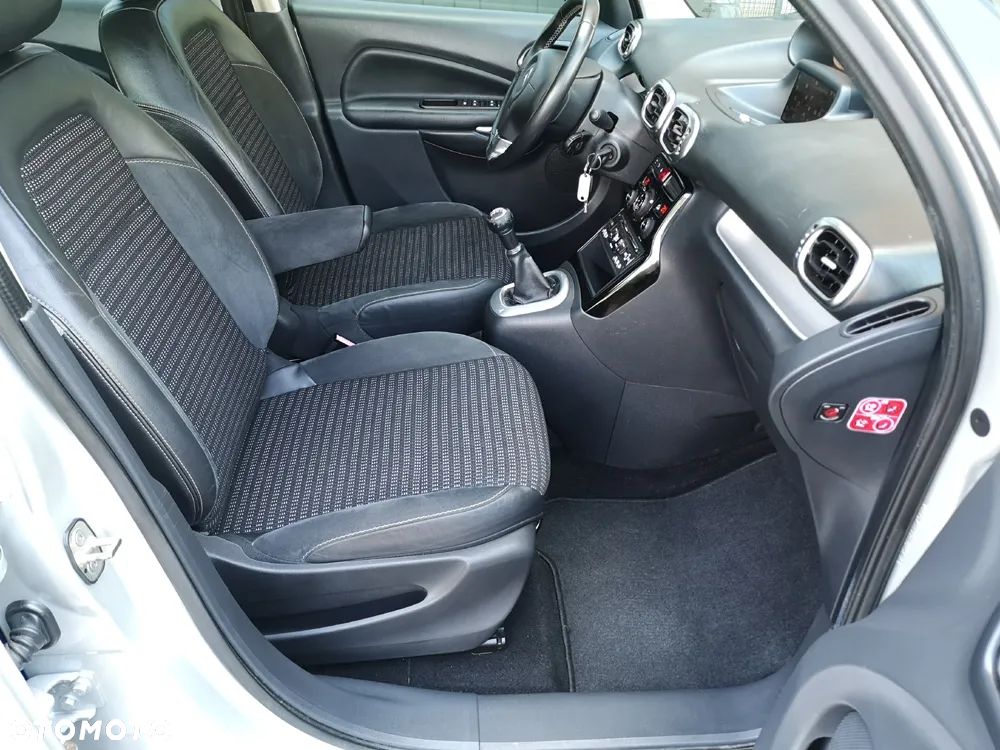 Citroën C3 Picasso 1.4i Exclusive - 19