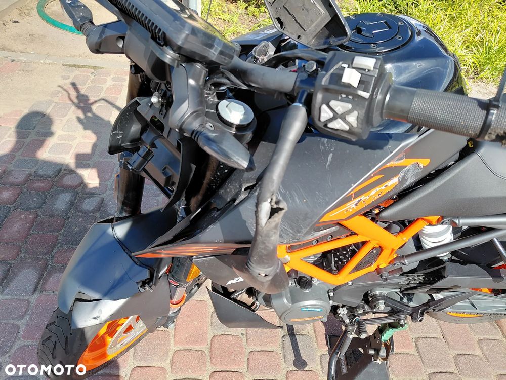 KTM Duke 125 - 13