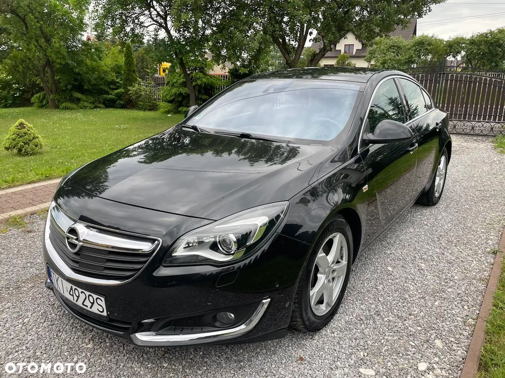Opel Insignia - 1