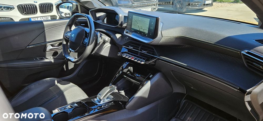 Peugeot 208 1.2 PureTech GT Line S&S EAT8 - 11