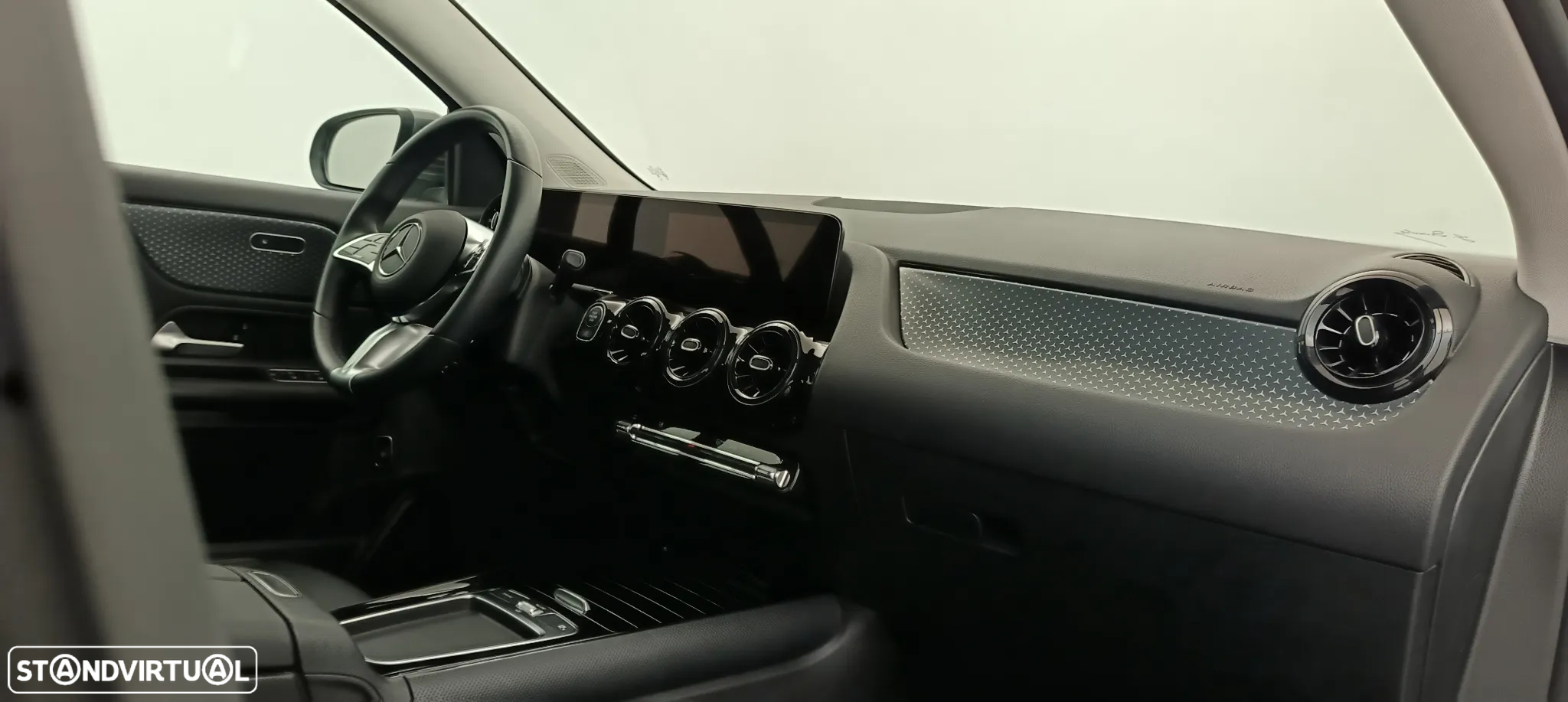 Mercedes-Benz GLA 200 Standard - 20