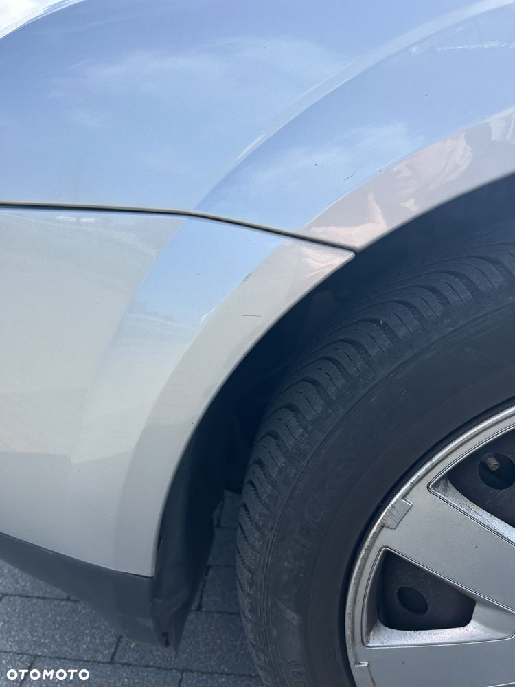 Ford Mondeo 1.8 Silver X - 19