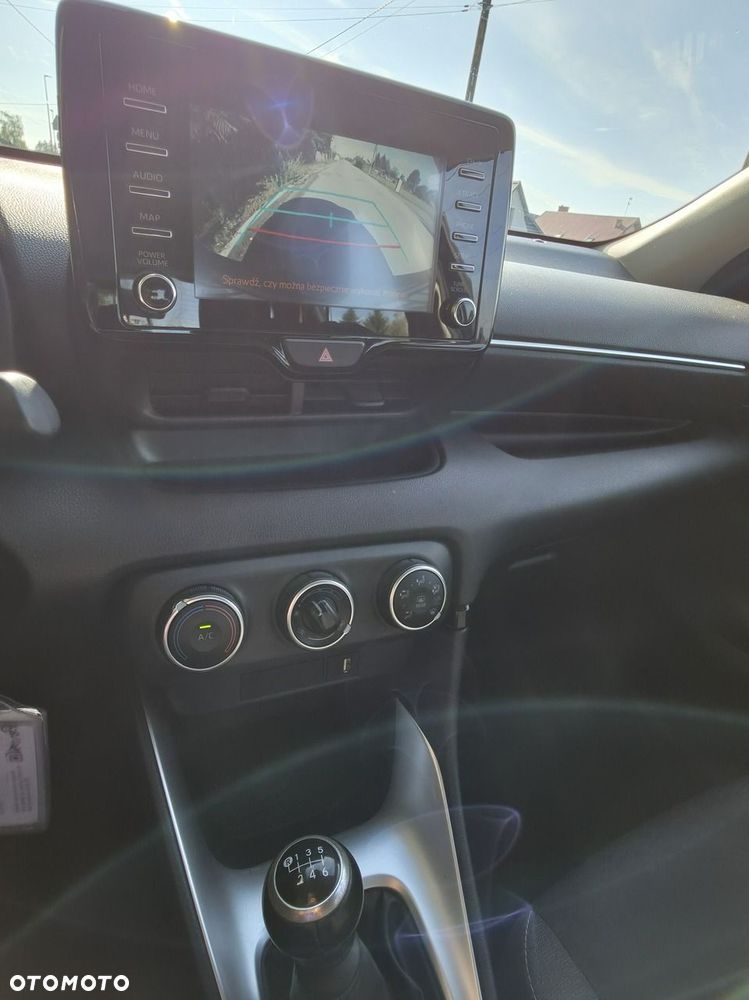 Toyota Yaris 1.5 Comfort - 22