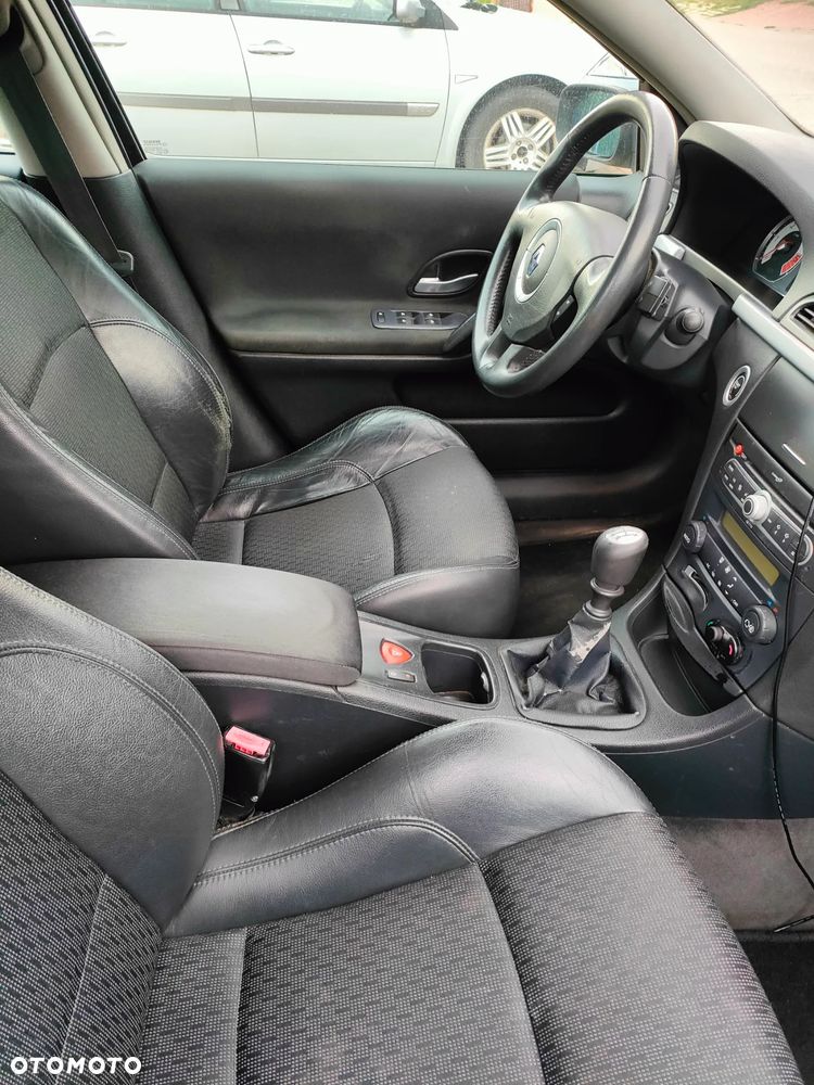 Renault Laguna 1.9 dCi Confort Dynamique - 14