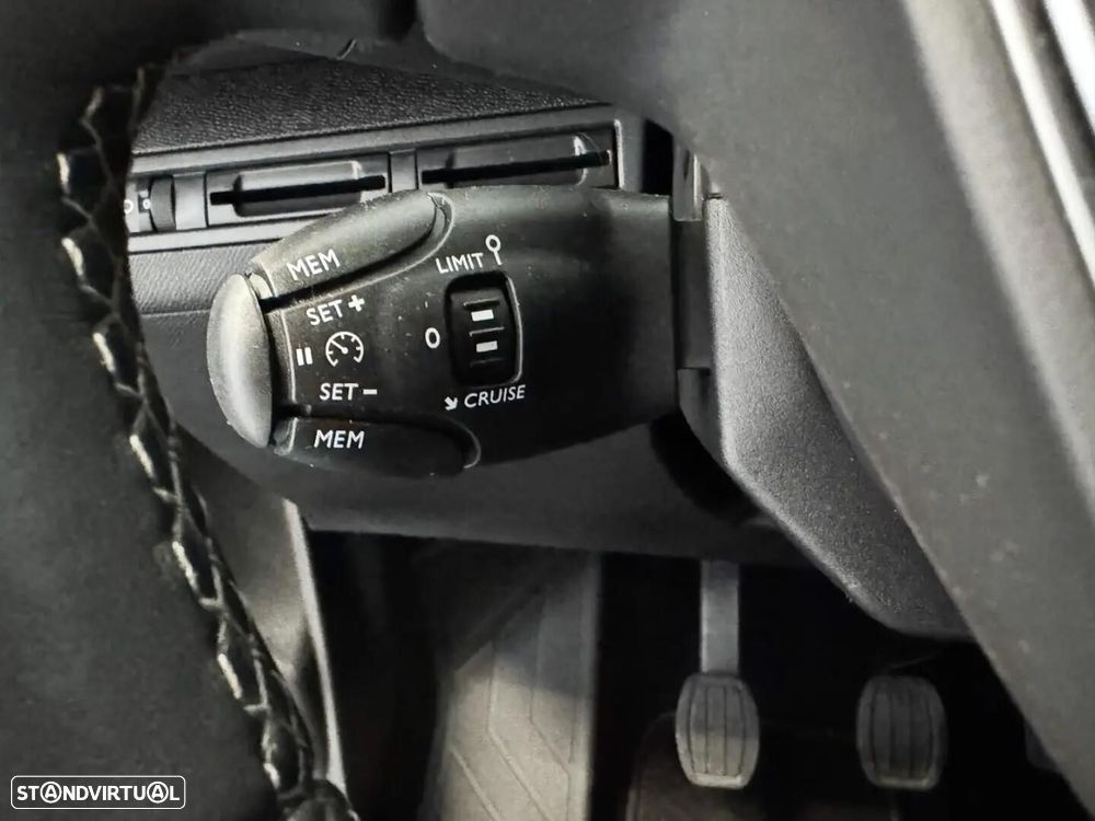 Peugeot 3008 — fotografia 21