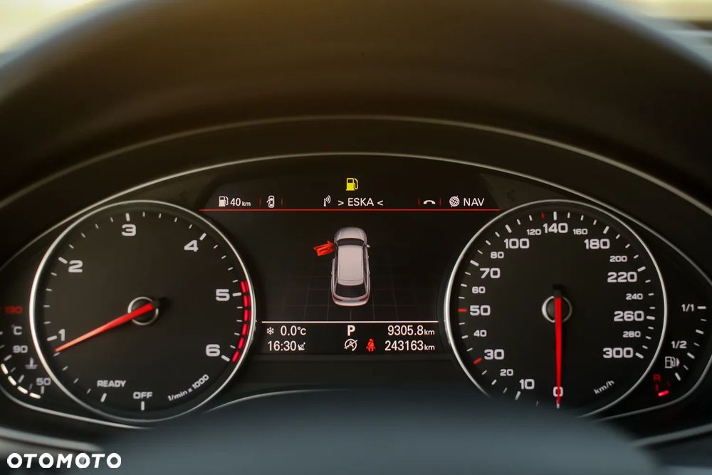 Audi A6 Avant 2.0 TDI quattro S tronic - 25